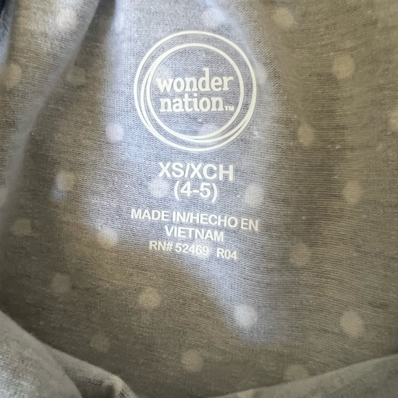 3 tops 4T girl sleeveless & shortsleeve 3 diff styles polka dot striped & floral - Picture 7 of 9